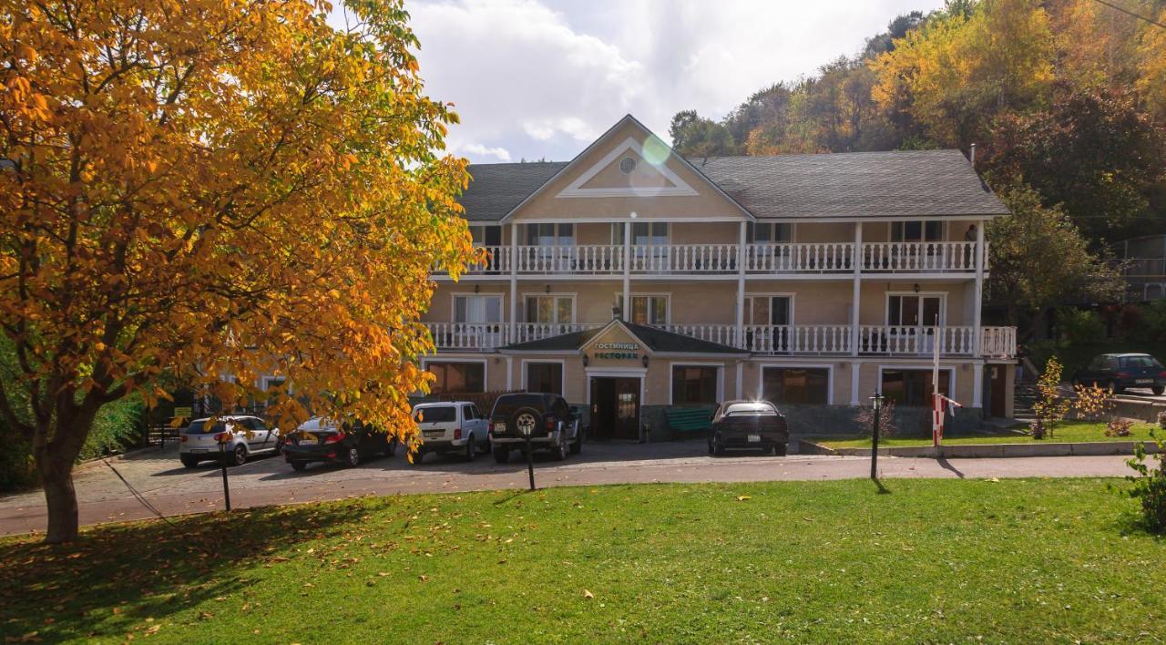 Sunkar Hotel Almaty Exterior photo